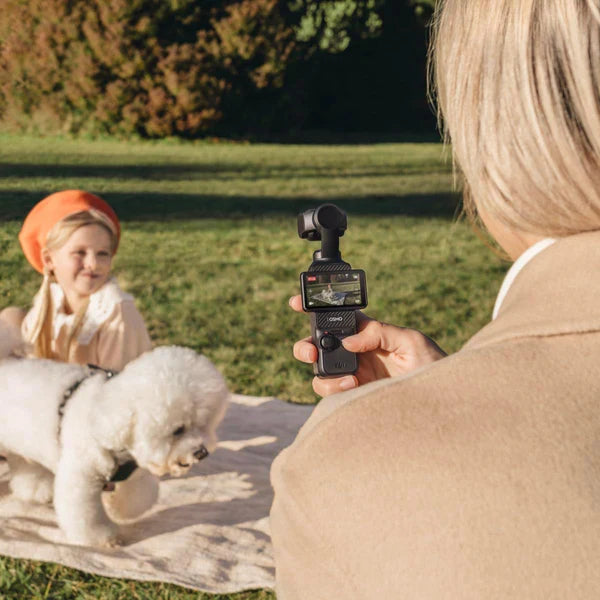 Oferta de Aniversario de Cantidad Limitada: DJI Osmo Pocket 3, Cámaras de Vlogging con CMOS de 1'' y Cámara de Vlog 4K/120fps, Estabilización de 3 Ejes, Enfoque Rápido, Seguimiento de Rostros/Objetos,