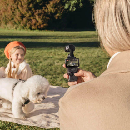 Oferta de Aniversario de Cantidad Limitada: DJI Osmo Pocket 3, Cámaras de Vlogging con CMOS de 1'' y Cámara de Vlog 4K/120fps, Estabilización de 3 Ejes, Enfoque Rápido, Seguimiento de Rostros/Objetos,